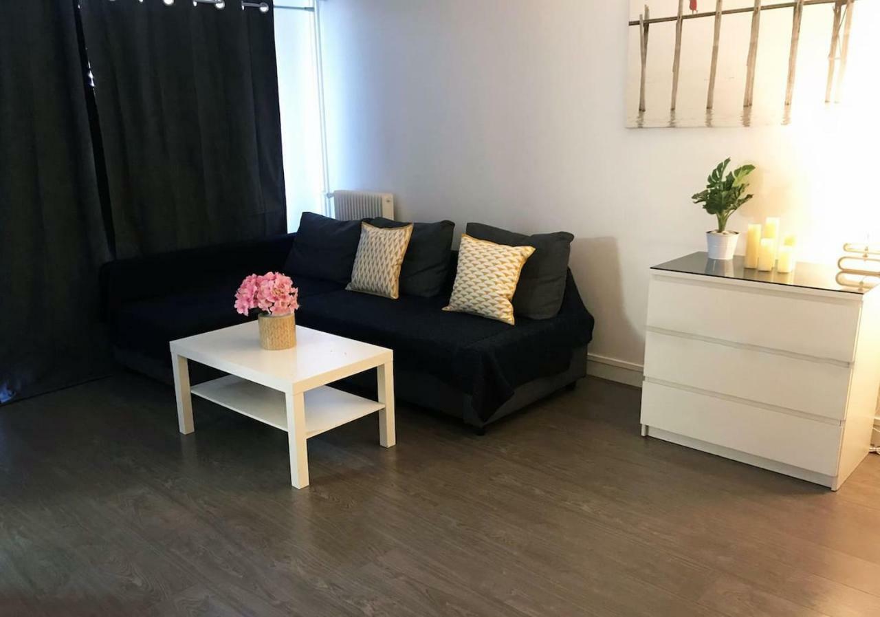 Apartment Lovely Flat Champs De Mars Eiffel Paris