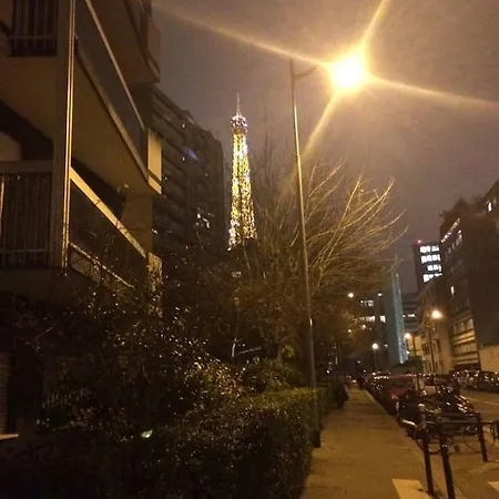 Lovely Flat Champs De Mars Eiffel Paris Exterior photo